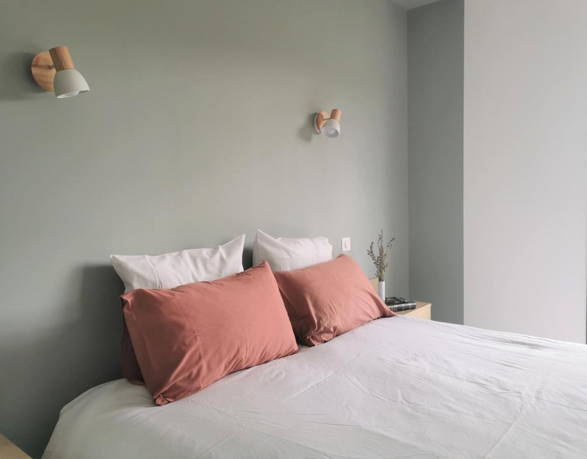 Bed and Breakfast Au Jardin Des Deux Roches Prissé Exteriér fotografie