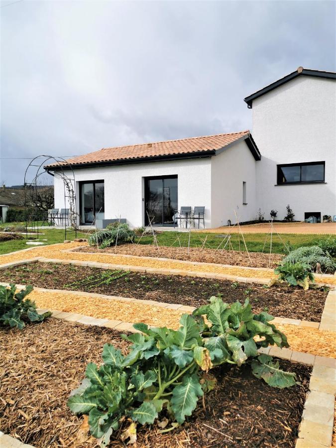 Bed and Breakfast Au Jardin Des Deux Roches Prissé Exteriér fotografie